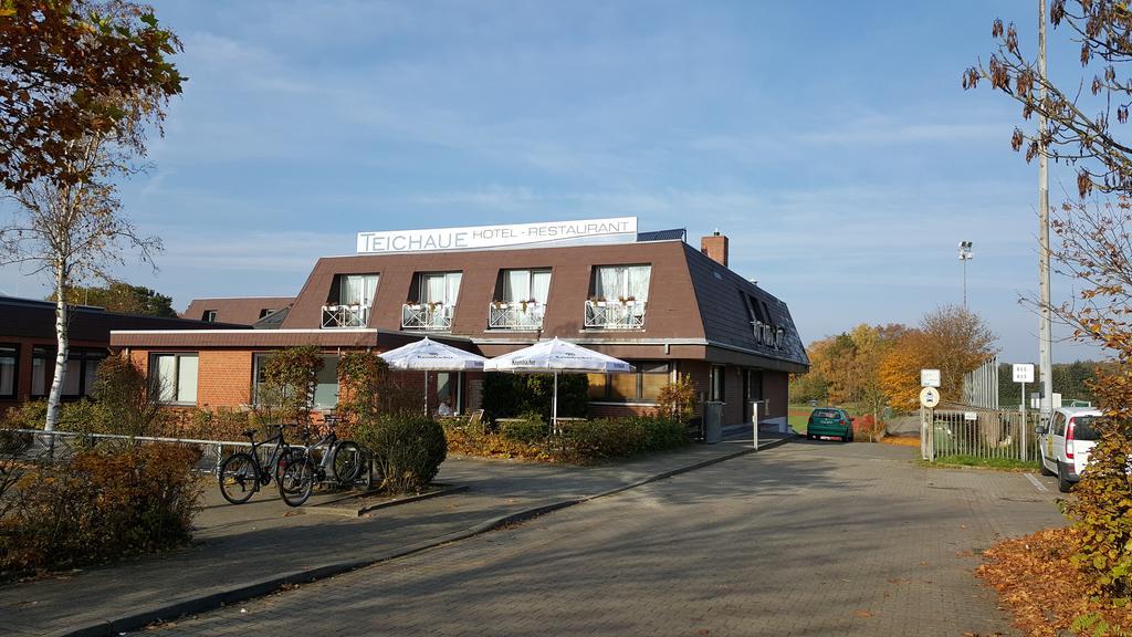 Hotel Restaurant Teichaue Adendorf Exterior photo